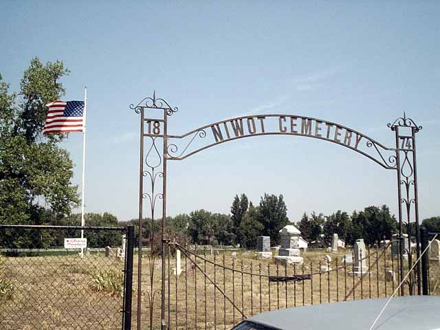 Niwot Cemetery
            Entrance