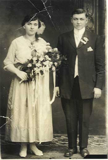Unidentified couple 2.jpg