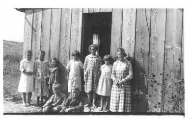 Ash Grove Students 1920
