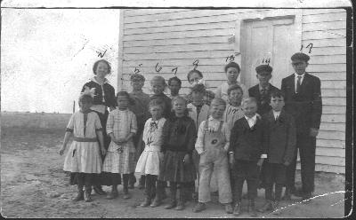 1915 Pleasant Hill Postcard